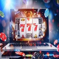Atlet bulu tangkis Indonesia berkompetisi pada kejuaraan internasional